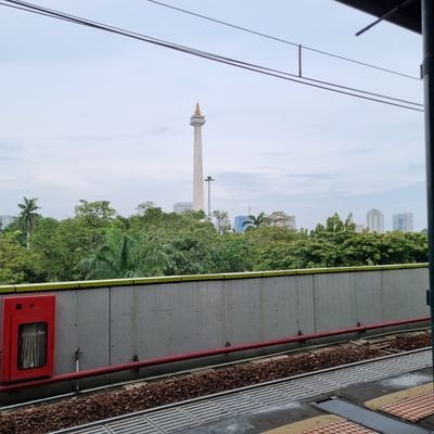 hermeuss's profile picture. Mencari apa yang tidak dicari