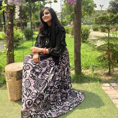 nishatj885's profile picture.