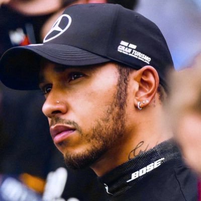 LewisHamilton 💜 @MercedesAMGF1 |      🏎🏁 Team LH ♡ Manchester United ❤️ • CSK 🏏