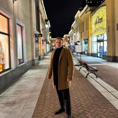 astromilov505's profile picture. 