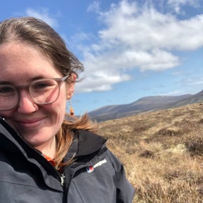 PhD student at @UoABioSci studying #Microbes and #ClimateStressors on #Peatlands 🌿 Botany graduate from @TCDDublin | @SUPERDTP1