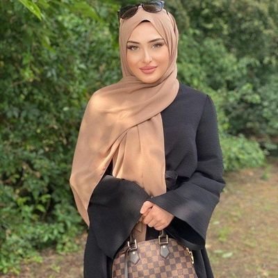 proudly a Muslim girl Alhamdulilah, crypto investor crypto enthusiastic