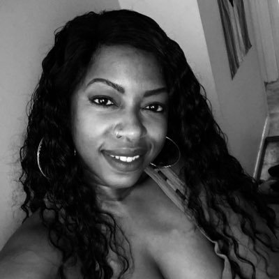 AngieYuuup's profile picture. 🇧🇸 @ClearSkinAngel 💫 @yoniisland 🏝 ♎️☀️♑️🌙♓️🔝 S FL Lic. Esthetician 🧖🏽‍♀️🧖🏽‍♂️ 20+ yrs experience in skincare Cert Yoni Prac 🪷 Nova Univ & Aveda Alum