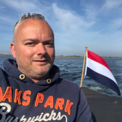 Molecular Microbiologist, PhD. AMR Expert, National coordinator of the Dutch CPE/CPPA/MRSA/CRAB surveillance. PhD supervisor. National focal contact point AMR