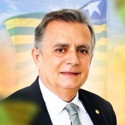 Deputado Federal. Esposo, pai, avô, médico pneumologista, cirurgião torácico e escritor.