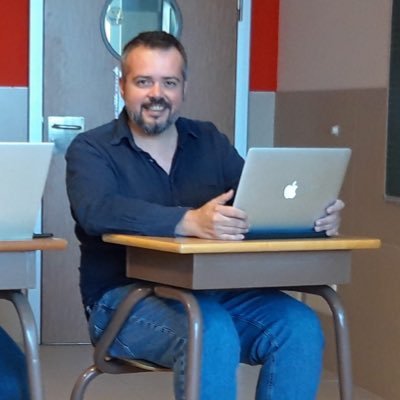 jesuslazg's profile picture. Educador en secundaria. Ahora, un poco más responsable... Always learning!