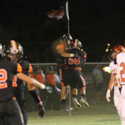 c/o 2024 |2nd Team All District Center| Gonzales High School | 3.6 gpa |email: landonholub1@gmail.com | hudl https://t.co/5Vqxd3Ma81