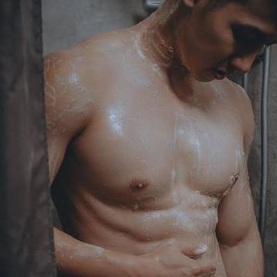 topboydesibull's profile picture. 25 °|°
Imma just hehe my way through life