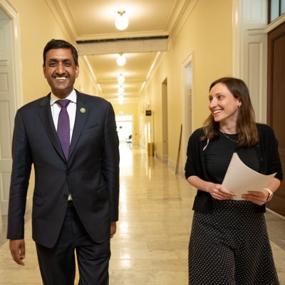 Communications Director for @RepRoKhanna | prev. @SenWhitehouse