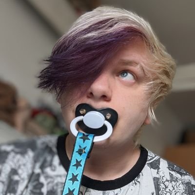 Abdl pup into all sorts of kink. 24, Pornhub model with a great ass-et 🤪. Adbl, chastity, fisting, water sports and much more for this puppy 🐶🐾18+ only!