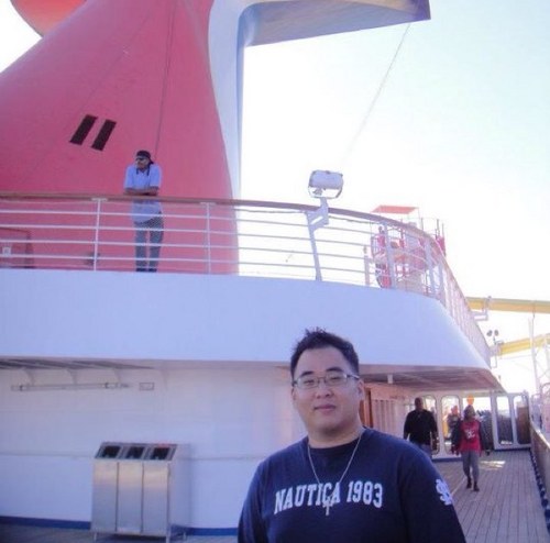 aromjpark's profile picture. 