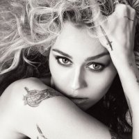 Miley Cyrus(@MileyCyrus) 's Twitter Profile Photo