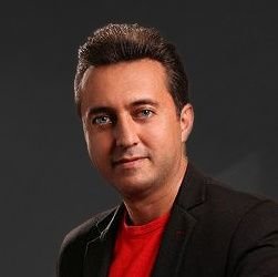 روانکاو به معنای کلمه
مترجم کتاب self-therapy
نوشته : جی ارلی