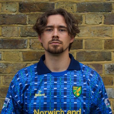 Football obsessive ⚽️ Camera enthusiast 📸 Sports Media Logger @wbd 📺 #mentalhealthawareness 💚 Lifelong #ncfc fan for my sins 💛 DM for enquiries 🤝