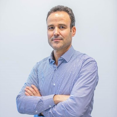 L_desde's profile picture. Business Owner