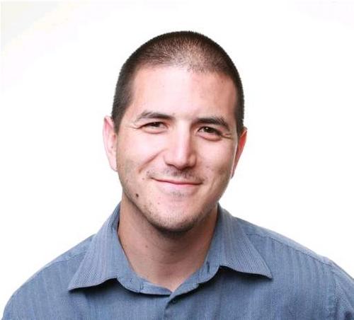 Business Analyst, dabbling in Social Media, photographer and avid biker & runner.  Chive on!