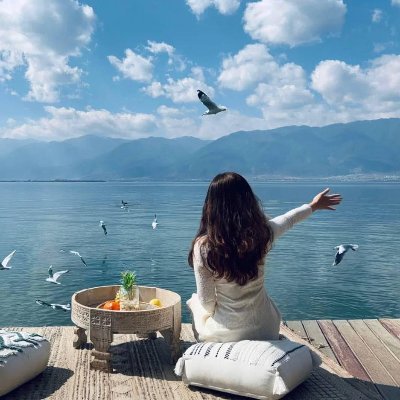 alondragalban54's profile picture. Blablabla, follow me.