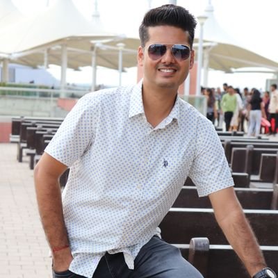 Blogger(https://t.co/5aMn0ryvjr) |Book Reviewer (https://t.co/yS8AMz2G9Z) |Movie Reviewer @iBollywoodism |Interviewer