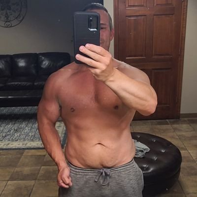 43 year old on a body transformation journey. Lost 100 pounds.  I am 5'4 and was  270 pounds.  Slow recomp.  Currently 202 pounds and lowering body fat %.