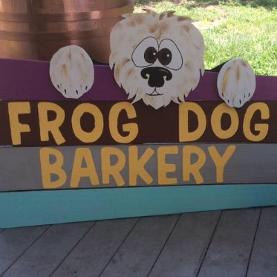 Frog Dog Barkery