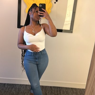 __iLoveLEX's profile picture. 