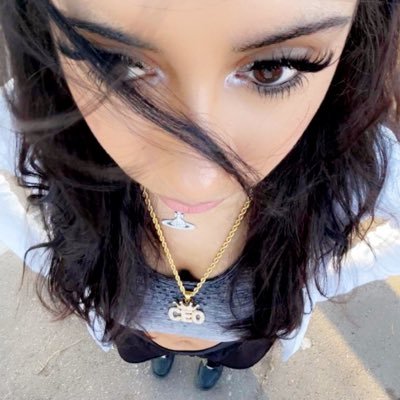✧ shit posting ✧ 21 ✧ drip irrigation enthusiast ✧ @sqxirt_