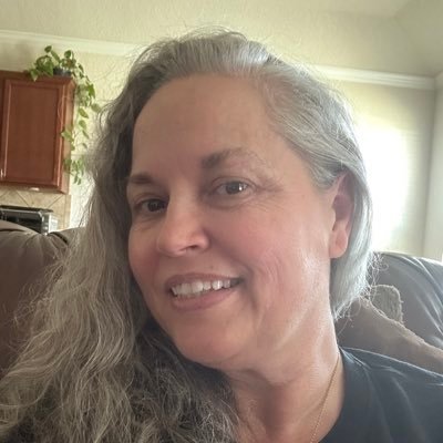 realdawnette's profile picture. Lover of life, liberty. Pursuer of happiness. Fan of my family, friends, travel. Believer in God and Santa. Connoisseur of coffee and other random great food!