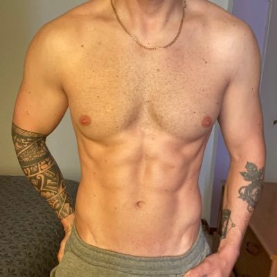 Voy a ser tu Amo. Motero con ganas de dominarte. Perfil master de @motero331