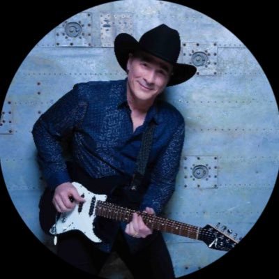 I'm Clint Black; Singer, Songwriter. On tour now!