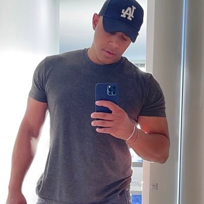 PrinceJoshua98's profile picture. 