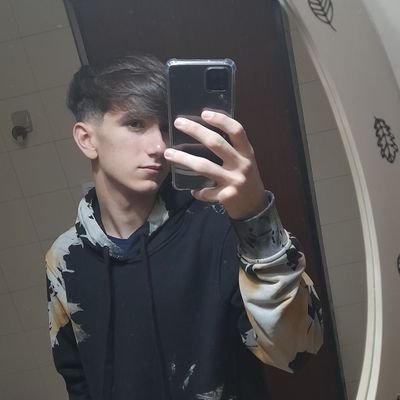 iisma_0's profile picture. 