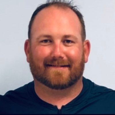Father | Husband to @HillaryDingus | Offensive Coordinator/Head Track Coach at Morris HS | @OFBCA Region 2 Representative | Co-Founder/Co-Host of #hogfbchat