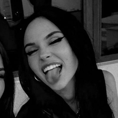 lindemannbeer's profile picture. maggie lindemann, 1998.