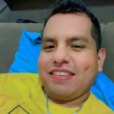 anoche mientras dormía bajo dios y me dijo que vos ya te olvidaste de mí.