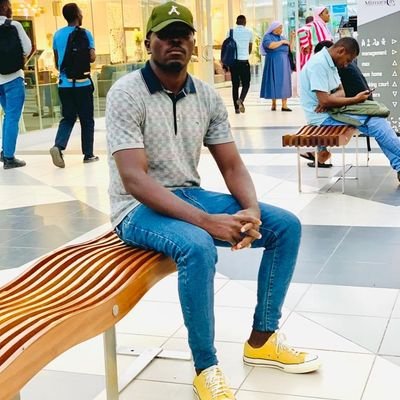 //Biotechnologist
//Chelsea & Yanga SC Fan