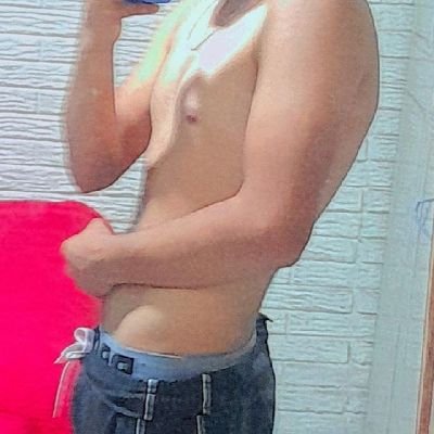 elg4b0o0's profile picture. ª