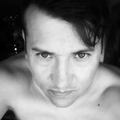 cuenta nueva.
mi otra fue eliminada.
comparto solo tweets con contenido explicito.
si me sigues le dare retweets.