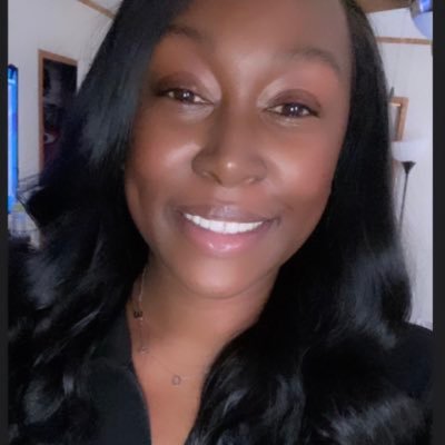 thee_rissamona's profile picture. Endlessly creating myself..