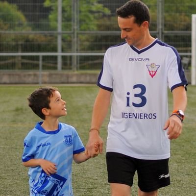 Formador en categorías inferiores de fútbol en Bizkaia.
Club:
Ikhoba Kirol Kluba
Sestao River
Titulaciónes.
UEFA C
UEFA B
GESTION EMOCIONAL EN EL FUTBOL