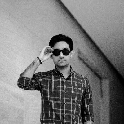 Amirhos02953128's profile picture. 