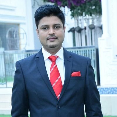 Managing Editor @HindiKhabar || Host Show- #BebakBahas || Ex Etv, India News || Lawyer At Lucknow HighCourt || BA http://LL.B. BJMC || tweet r pers