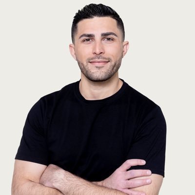 Authentiq Intelligience | Build Your Own AI Brain | All-In-One Social Media | Redefining Media | Hiring a CTO/Head of AI | Founder PIVIT