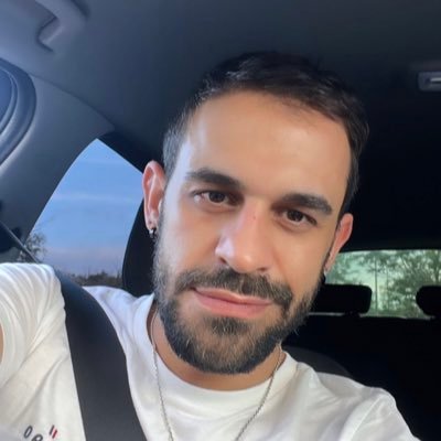 coucou!!! holà!!! 😊😘 32 ans, aide soignant , gay🏳️🌈, espagnol 😈🔥 👉🏻🫦 https://t.co/uR8eb44jwe