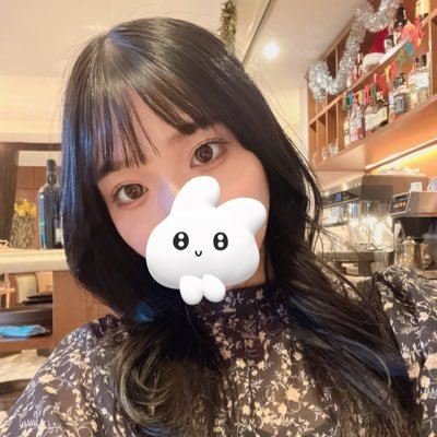 DeniseB7386924's profile picture. ただのフリーター・23歳・Cカップ・友達だいたい変態です😂・フォローしてくれたら変態な友達紹介します✨