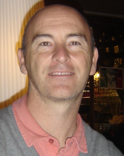 mewhatsits's profile picture. Works at Ecclesiastical Ins but always available to caddy in the Masters if required