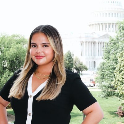 El Pasoan. DC-licensed lawyer. Legislative counsel for @JoaquinCastroTX. She/Hers/Ella.