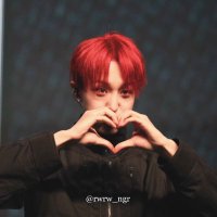 라꿍(@rwrw_ngr) 's Twitter Profile Photo