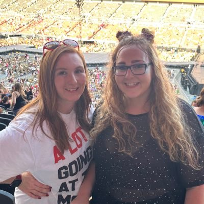 nikkidoodlejr's profile picture. | Educator 🍎| In a 🌎 where you can be anything, ⓑⓔ ⓚⓘⓝⓓ 🌻|