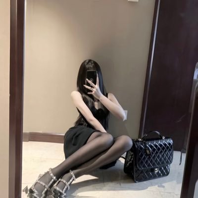 wxkk176993's profile picture. 妹妹个人兼职💗💗上课点击聊天@XxxWH4igQ92860💗💗 线下上课请联系大号或者✈️飞机：https://t.co/vW8hTAEZcg