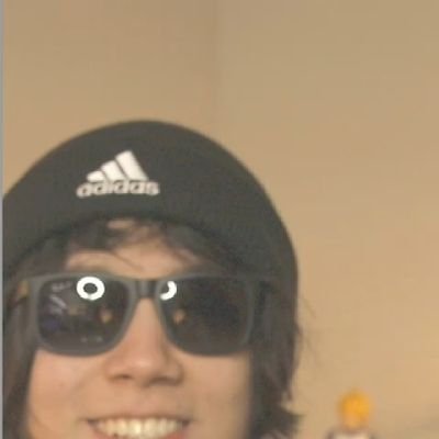 liaxy_shdw's profile picture. 